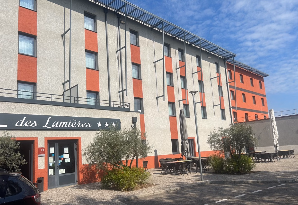 L'hôtel Des Lumières deventure